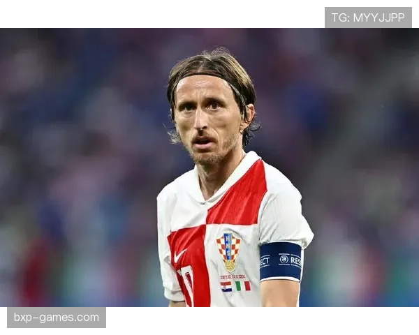 莫德里奇表现稳健,助力球队在意甲赛场全力冲击冠军 莫德里奇表现稳健,助力球队在意甲赛场全力冲击冠军